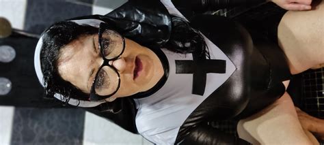 Urinal Nun Milf Nude Pics XHamster