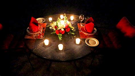 Not To Be Missed Romantic Dining Experiences In Delhi NCR Ferns N Petals