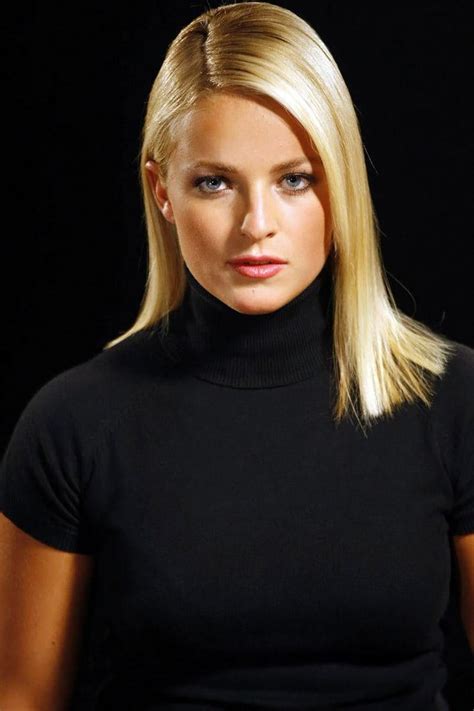 50 Lara Gut Hot Photos Will Make Your Day Better 12thBlog