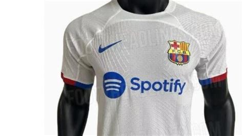 Primeres imatges de la nova samarreta blanca del Barça