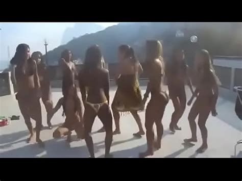 Gostosas Dançando Funk de Bikini XVIDEOS