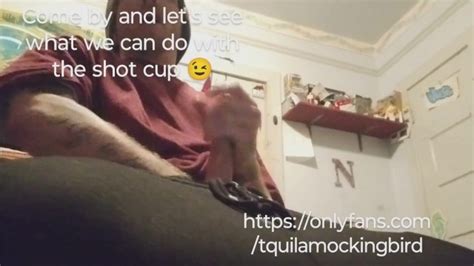 ショットカップ兼ショット 退屈で角質 Pornhub Gay