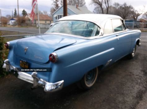 1954 Ford Victoria 2 Door
