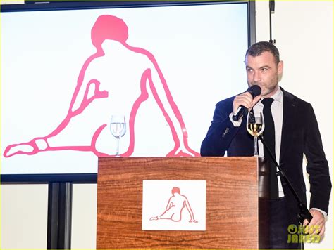 Naomi Watts Ex Liev Schreiber Buddy Up At Take Home A Nude Benefit Photo 4162401 Brooke