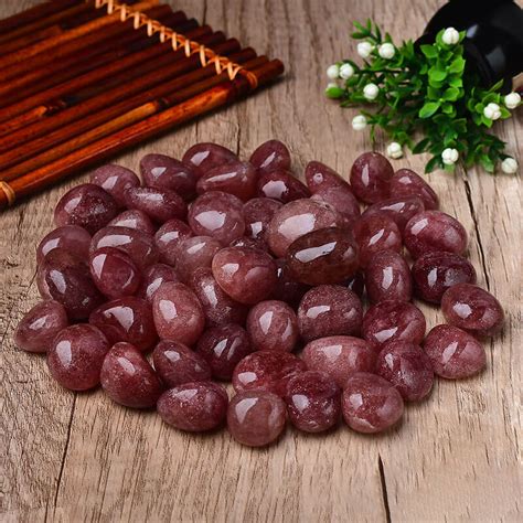 Everything About Strawberry Quartz Crystal