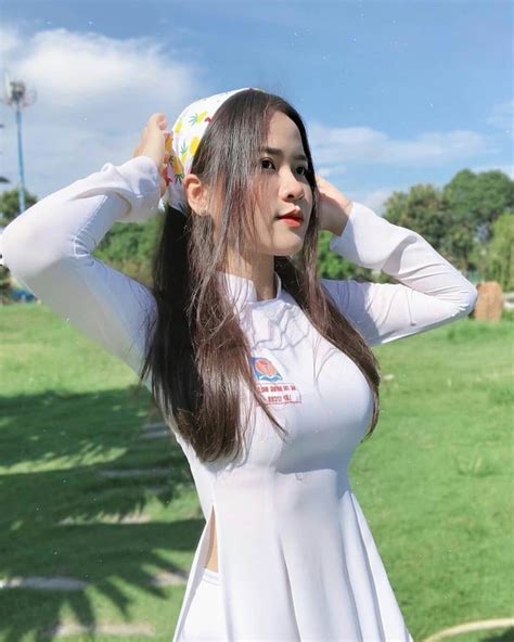 I M Danh G Ng M T Hot Girl Xinh P N I B T Trong Th Ng H T Gi Ng T M H N