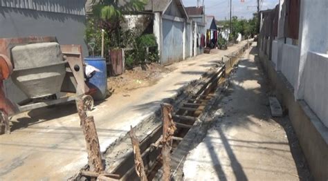 Proyek Drainase Mangkrak Warga Simpang Pembagunan Terganggu