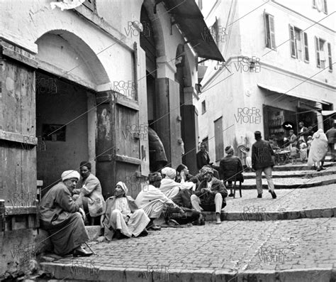 Café maure dans la casbah Alger Algérie 1950