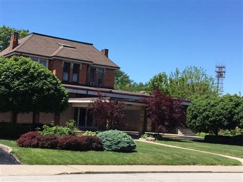 Staff explain services at hinnegan peseski funeral home chatham ontario