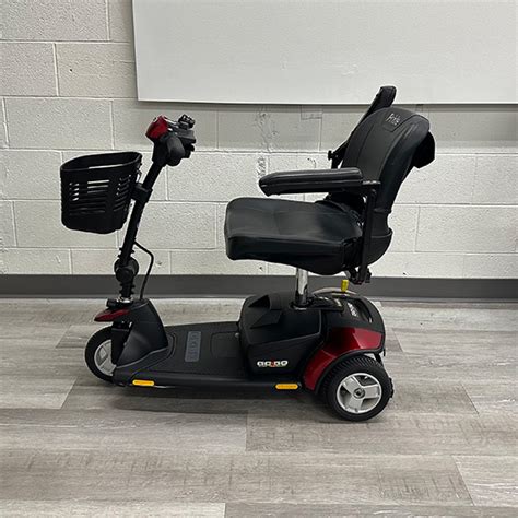 Used Pride Go Go Elite Traveler 3 Wheel Mobility Scooter U670