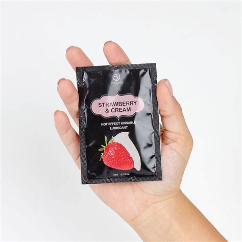 Strawberry Cream Hot Effect Kissable Lubricant Sachet Pack Units Cod Z Secret Play