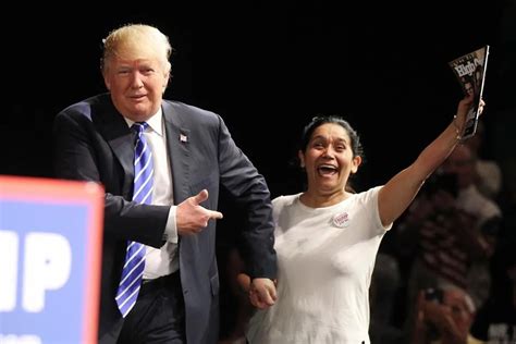 La latina que sí quiere a Donald Trump Internacional