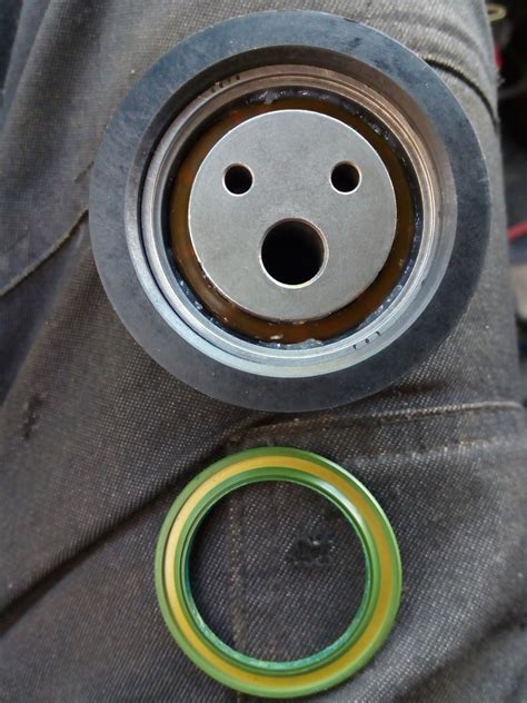 Ролик ГРМ на Оку — Lada 11113 Ока, 0,7 л, 2000 года | запчасти | DRIVE2