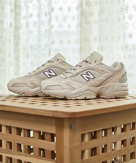 韓國New Balance 452 Beige, K-Wave on Carousell