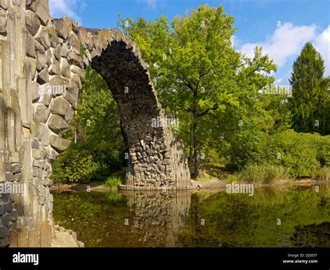 Rakotz Bridge in Kromlau Park, Saxony, Germany Stock Photo - Alamy