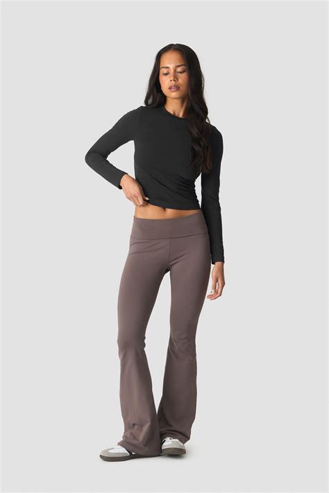 Essence Seamless Long Sleeve W - Nahtloses athletisches Langarmshirt ...