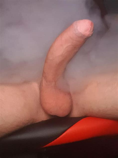 Not Only The Clouds Are Fat Nudes Vapers GoneWild NUDE PICS ORG