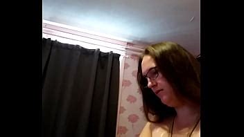 Afeitando la polla de mi amo Quién quiere afeitarse Quiere afeitarse otra polla XVIDEOS