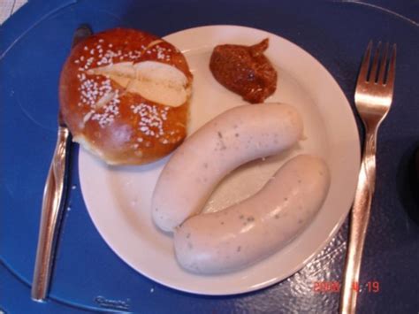 Wei Wurst Mit S Em Senf Und Brezeln Rezept Kochbar De