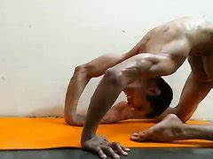 Flexible Nude Contortionist In Extreme Backbend Thisvid