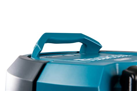 DRC200 - Robotic Vacuum Cleaner LXT®