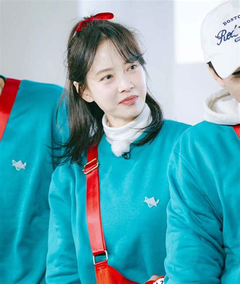 Đệ nhất mỹ nhân phim Sex is Zero gây sốc với nhan sắc biến dạng mặt sưng tấy đến mức phải lên