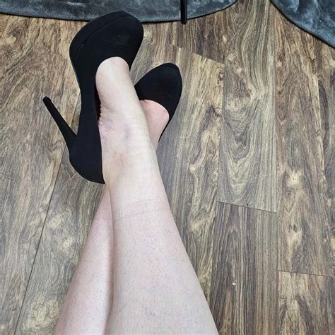 Sexy MILF In Silk And Heels Pics XHamster