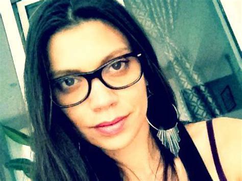 Profa de sex s a cuminţit Cu ce se ocupă acum Laura Andreşan