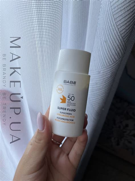 Super Fluid Sunscreen SPF Babe Laboratorios Makeup Uk
