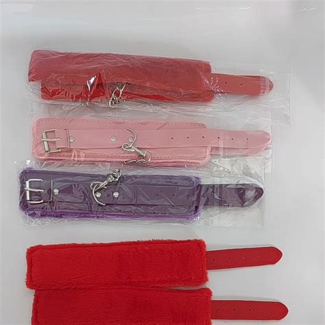 Furry Plush Handcuffs Leather Sex Hand Cuffs Adult Erotic Toys Bdsm Restraint Shackle Devices Sm