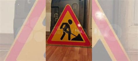 Знак "дорожные работы" временный купить в Москве | Товары для дома и ...