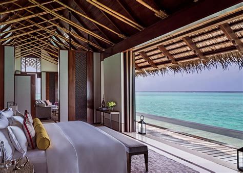 BEST LUXURY RESORTS IN THE MALDIVES - The Asia Collective