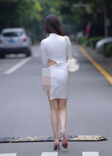 G I Xinh Bikini V P Quy N R C A Ph I N Trong Nh Ng B Trang Ph C B I