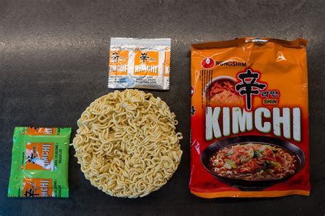 Nongshim Shin Ramen Kimchi - IMARAIV