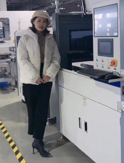 Ra Automatic Visual Hot Melt Dispensing Machine Machine And Dispensing