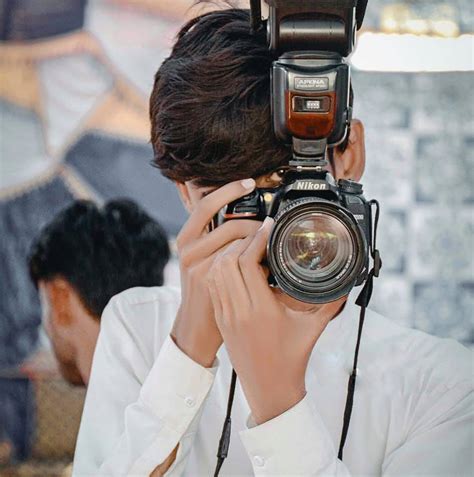 qamar kashif