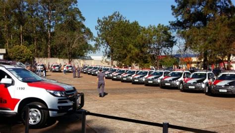 Governo entrega viaturas para PM da região de Ribeirão Preto