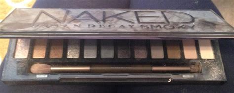 Naked Smoky Palette Atypical