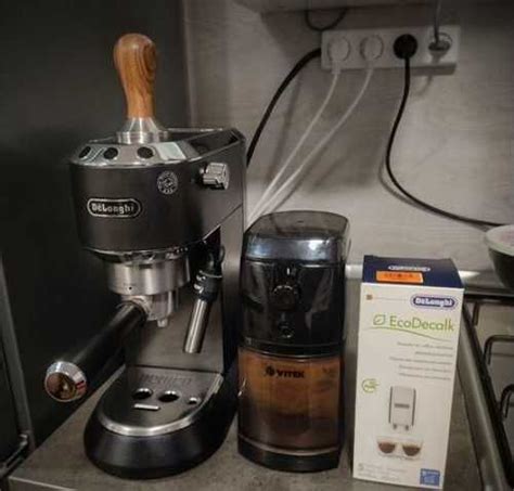 Delonghi EC 685 + кофемолка жерновая | Festima.Ru - Мониторинг объявлений
