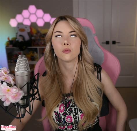 Dizzykitten Aka Dizzykitten Aka Dizzykittenpaws Aka Thedizzykitten Nude Leaks Onlyfans Fapellas