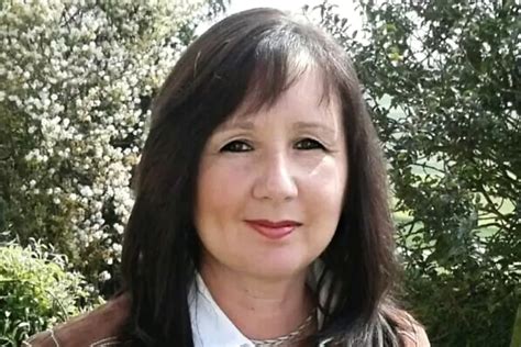 Prima Volta Anale Per Una Milf Di Anni Xhamster