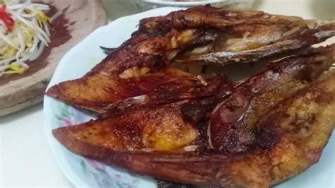 Goreng Kepala Ikan Tenggiri Sambel Tauge Kencur Bikin Boros Nasi