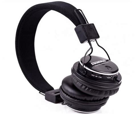Беспроводные наушники с плеером: ничего лишнего | Headphone-review.ru ...