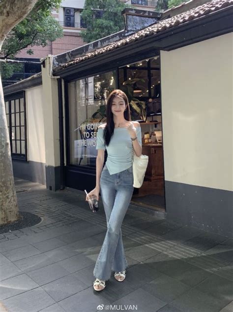 C Ch Ph I N I B T V I Qu N Jeans Ng Loe Ang Hot Di Gaya Model Pakaian Pakaian