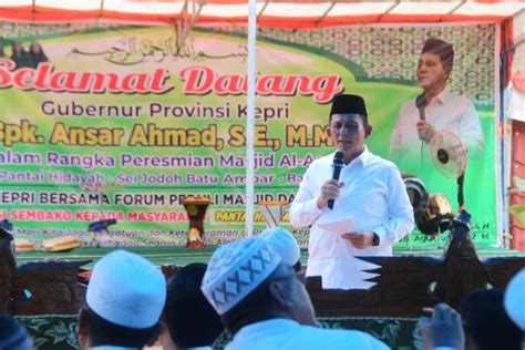 Gubernur Ansar Ahmad Resmikan Masjid Al Aqso Pantai Hidayah Sei Jodoh