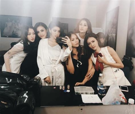 Hot girl và hot boy ngày 15 1 2018 Hé lộ bộ ảnh cưới của em gái Trấn Thành vợ chồng Trang Lou