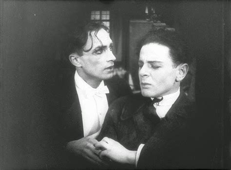 Imágenes de Diferente a los demás Cine Gay Org