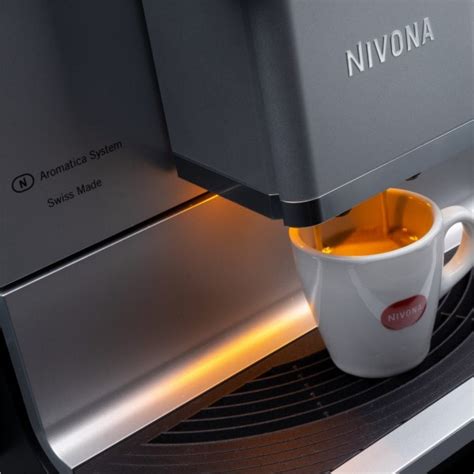 Nivona CafeRomatica NICR 970 Kaffee Vollautomat Titan Chrom EURONICS