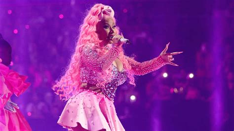 Nicki Minaj Announces Irish Date For Pink Friday World Tour LMFM