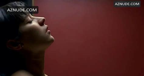 LA SANGRE ILUMINADA NUDE SCENES AZNude